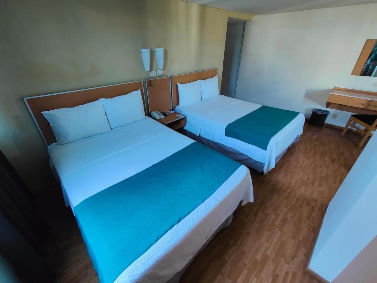 Kasa Hotel & Suites Irapuato Bagian luar foto