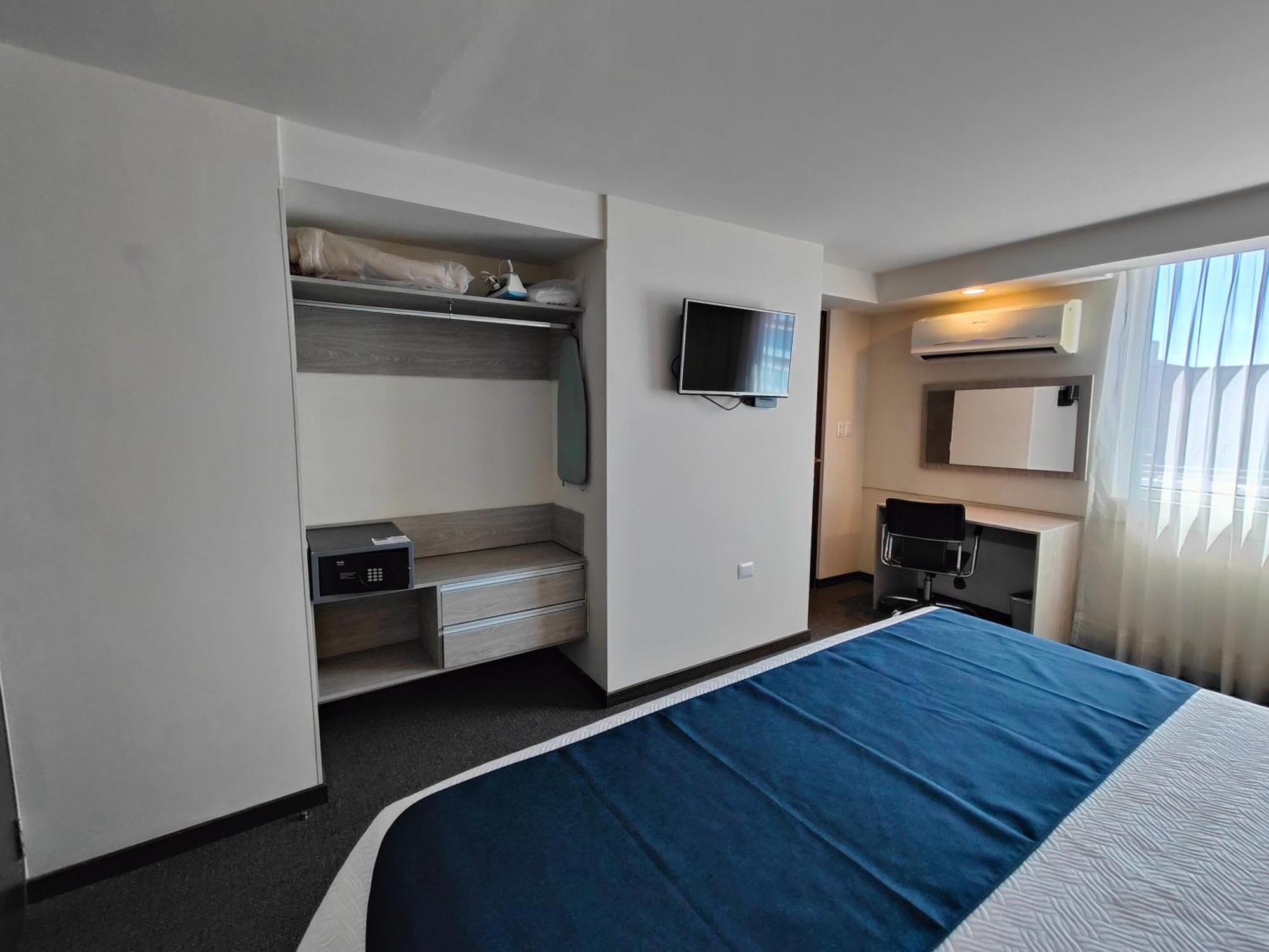 Kasa Hotel & Suites Irapuato Bagian luar foto