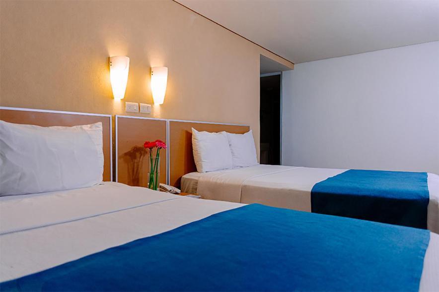 Kasa Hotel & Suites Irapuato Bagian luar foto
